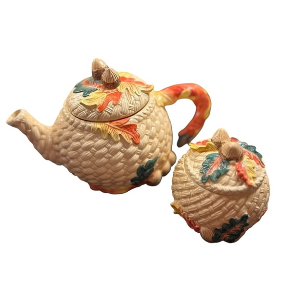 Fall 2 piece teapot set, o/s - Picture 2 of 9